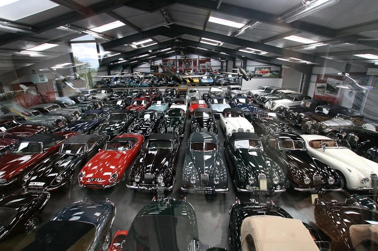 Bộ sưu tập siêu xe lớn nhất thế giới,Một góc trong bộ sưu tập siêu xe của Quốc vương Brunei