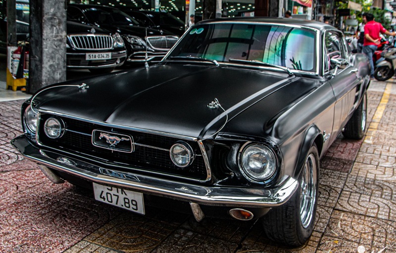  El Ford Mustang de Dang Le Nguyen Vu apareció en las calles de Ciudad Ho Chi Minh.  Ho Chi Minh