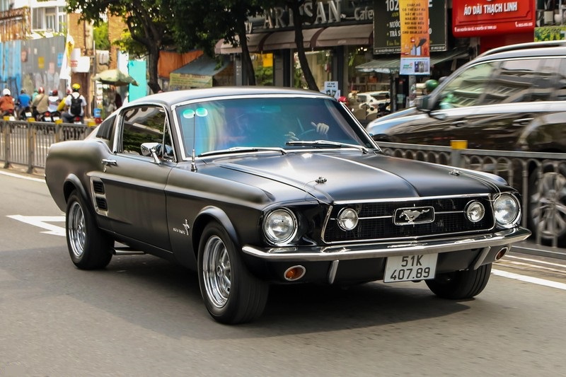  El Ford Mustang de Dang Le Nguyen Vu apareció en las calles de Ciudad Ho Chi Minh.  Ho Chi Minh